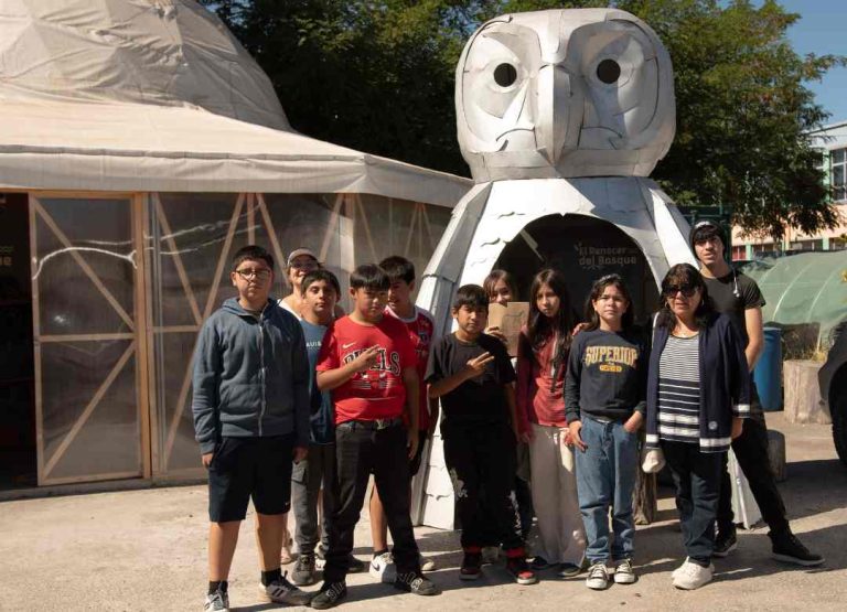 Niños y niñas de Chiguayante reflexionan sobre los incendios forestales a través de muestra “El Renacer del Bosque”
