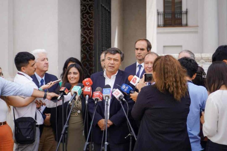 Gobierno y privados participan en primera reunión del grupo de trabajo público-privado sobre la situación de exportaciones de productos agrícolas a Estados Unidos
