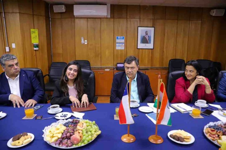 Ministro de Agricultura se reúne con gremio agroexportador en la antesala de gira Presidencial a la India