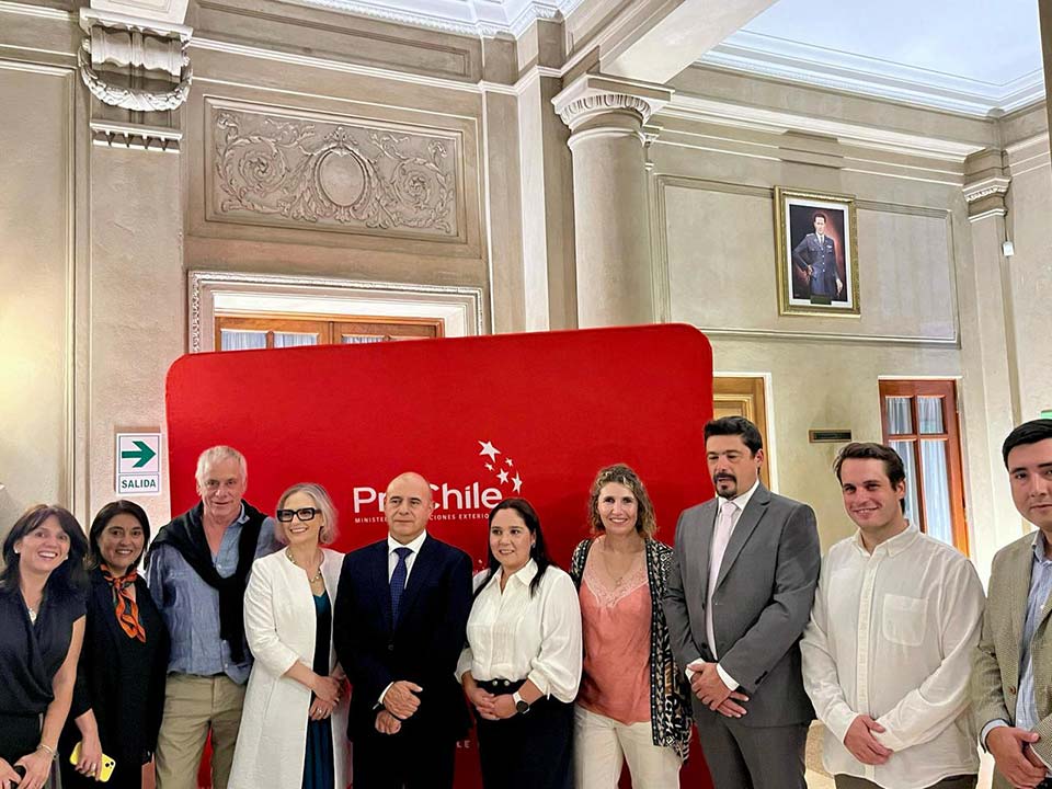 Misión de Proveedores del Agro organizada por ProChile y Viveros de Chile en Perú