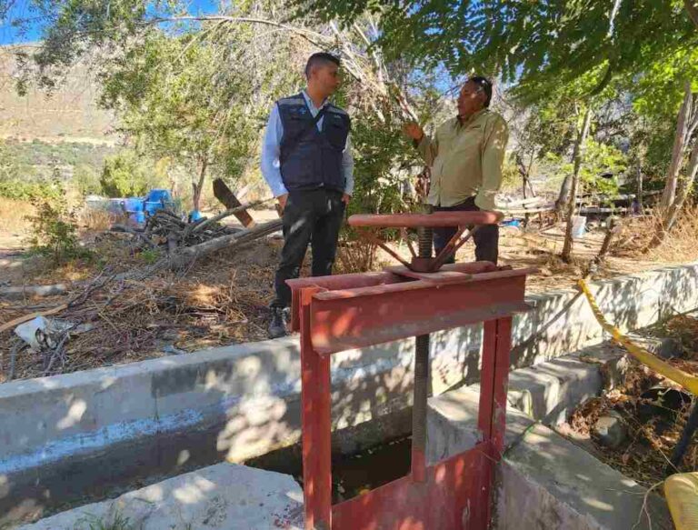 Pequeños regantes del canal Sauco incrementan su eficiencia hídrica mediante obra de revestimiento bonificada por la Ley de Riego