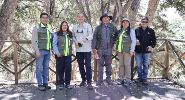 CONAF apoya la conservación del Parque Huintil en Illapel