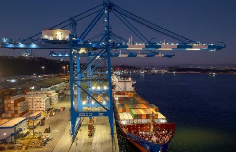 Exportaciones chilenas entre enero y septiembre ven alza de 4,7%