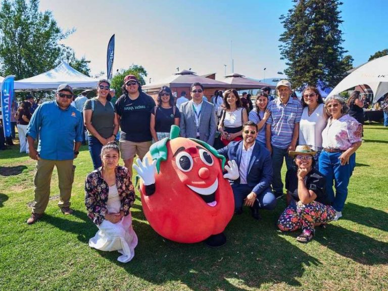 Industria agrícola proyecta temporada y analiza impacto del cambio climático en el 10° Día del Tomate 2025 en Duoc UC Sede Valparaíso