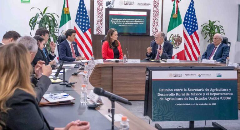 Brooke Rollins, titular del USDA, visita México para revisar avances del combate al gusano barrenador