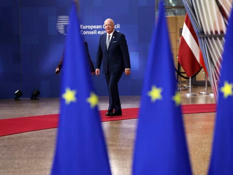 Bruselas retrasa a enero la firma con Mercosur por el rechazo de Francia y las dudas de Italia