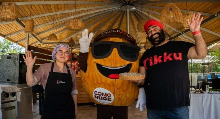 Influencers de India llegan a Chile para descubrir la nuez premium