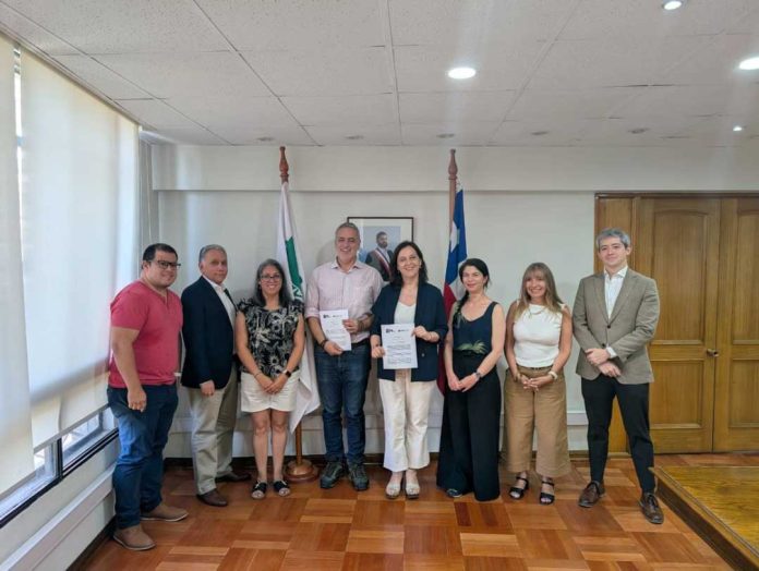 SMA y CONAF firman convenio de colaboración para fortalecer la fiscalización ambiental